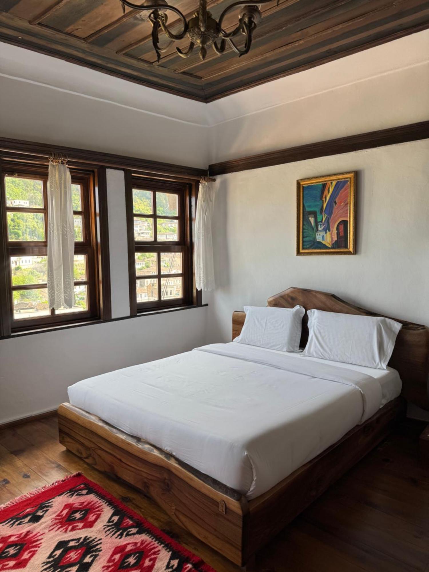 Hotel Ansel เบราท ภายนอก รูปภาพ