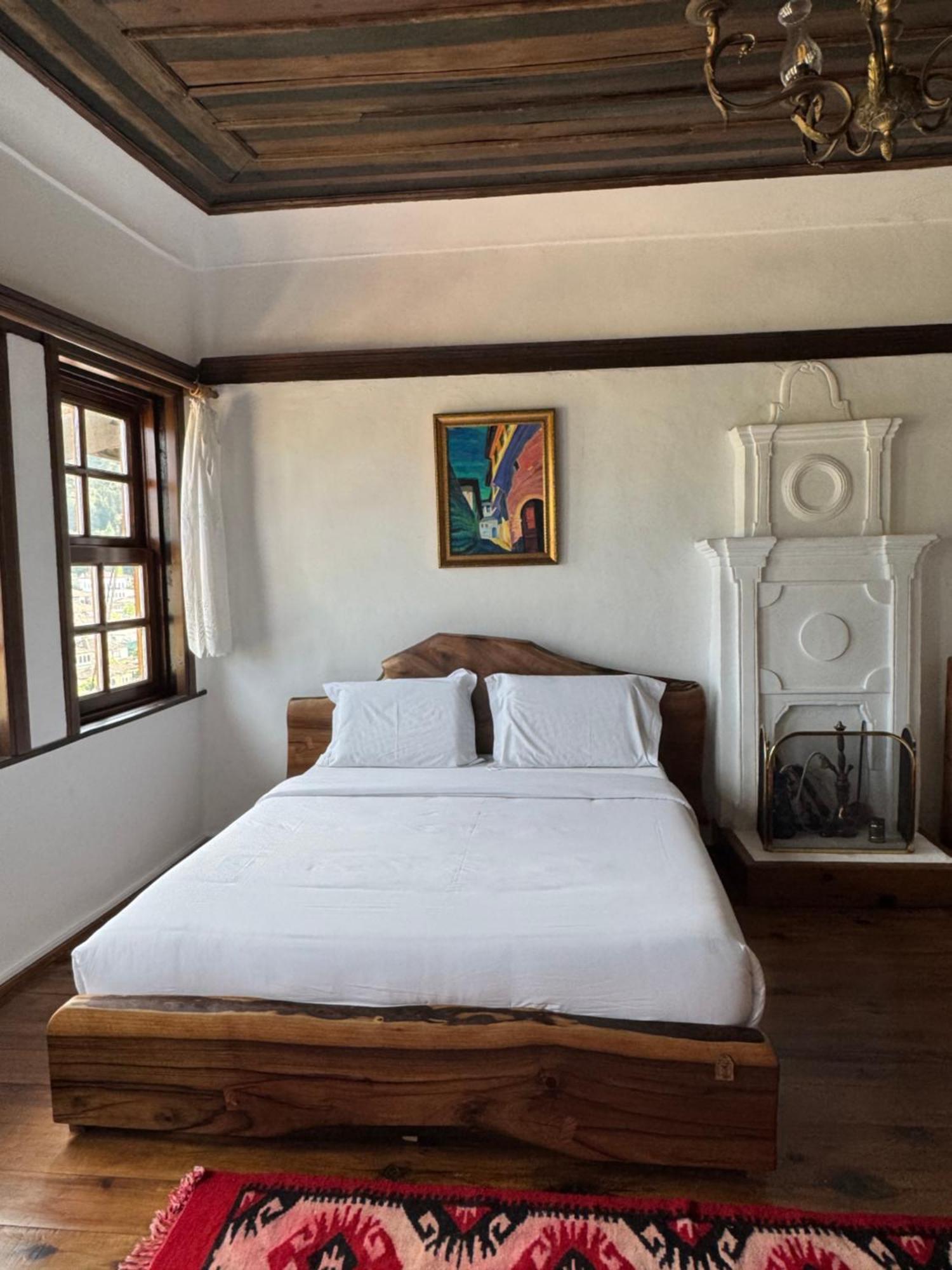 Hotel Ansel เบราท ภายนอก รูปภาพ